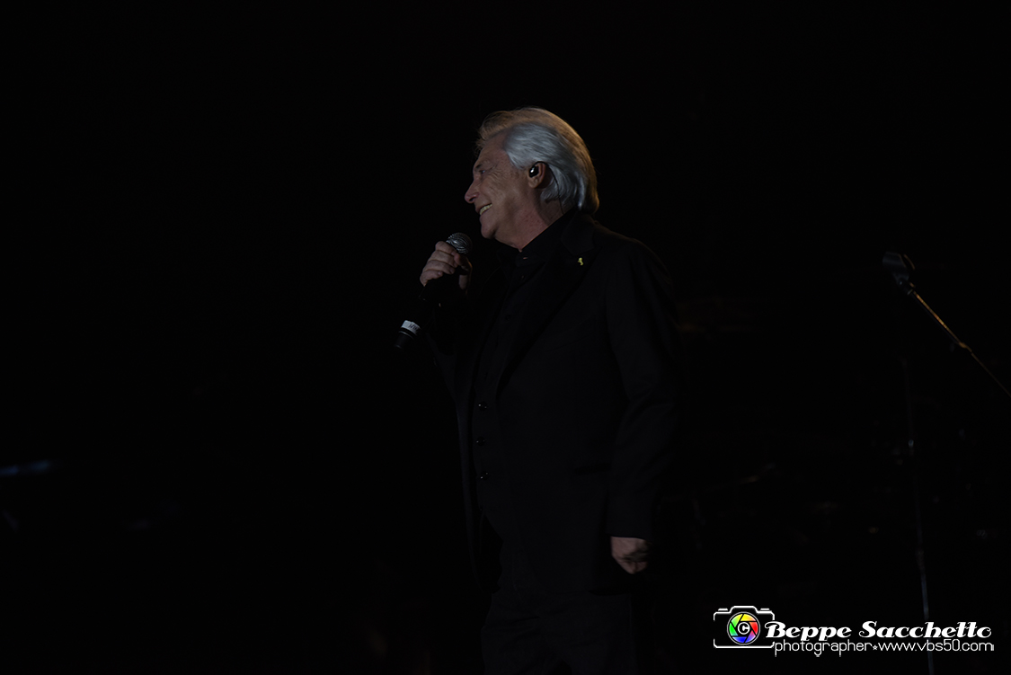 VBS_6741 - Concerto Nino D'Angelo - Il poeta che non sa parlare.jpg